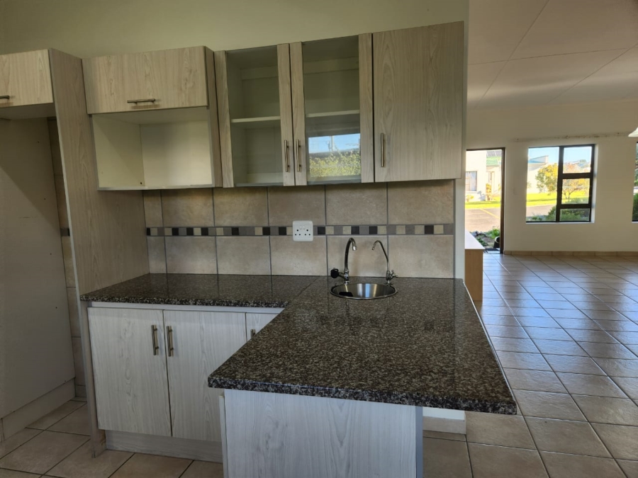 2 Bedroom Property for Sale in Stilbaai Wes Western Cape